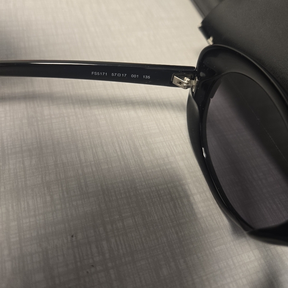 Fendi Black Sunglasses with Textured Temples and Silver Accents - Picture 6 of 9